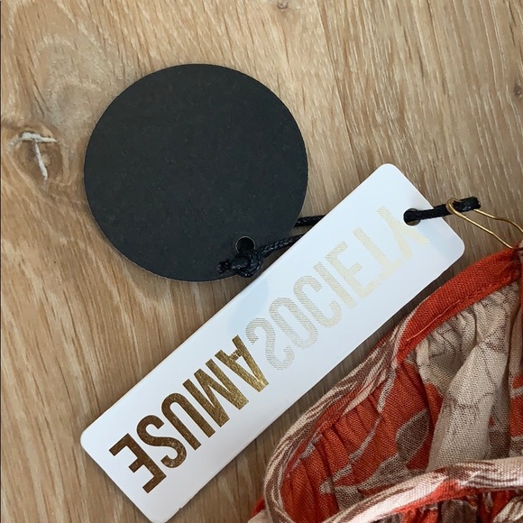 Floral cold shoulder/off the shoulder romper - Picture 4 of 7